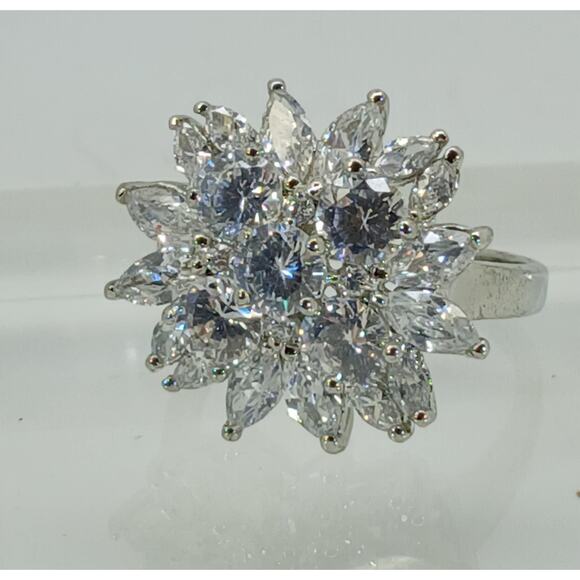 Vintage Ring Size 10 Silver Tone White Gold GP Sim Diamond CZ Cocktail NOS - Picture 2 of 10